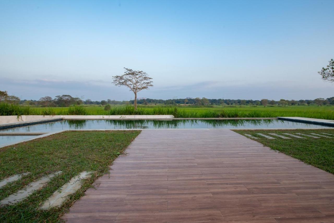 Ceylon Breeze Sigiriya Hotel Exterior photo