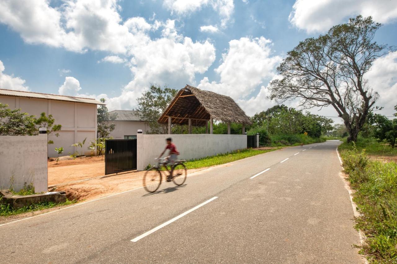 Ceylon Breeze Sigiriya Hotel Exterior photo